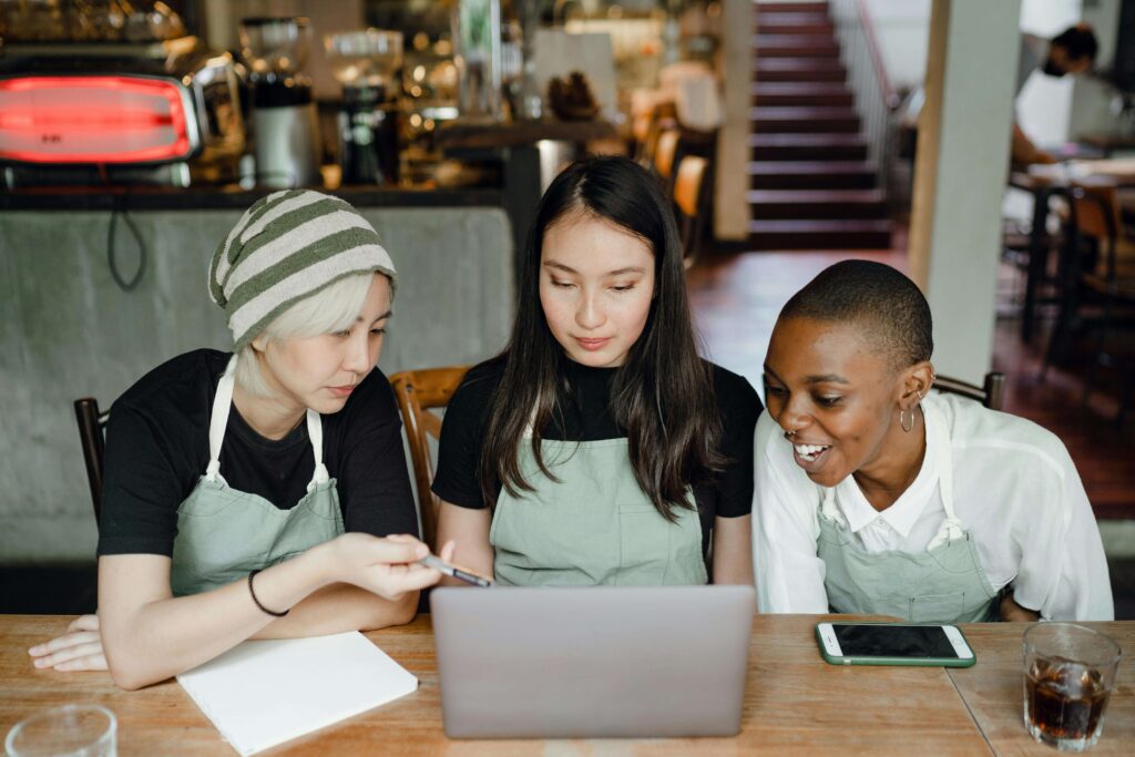 Writing effective prompts is key to marketing your Atlanta small business with AI. 