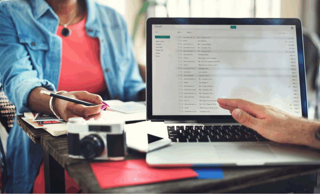 A strong communication rhythm keeps projects moving and prevents small misalignments from becoming big problems.