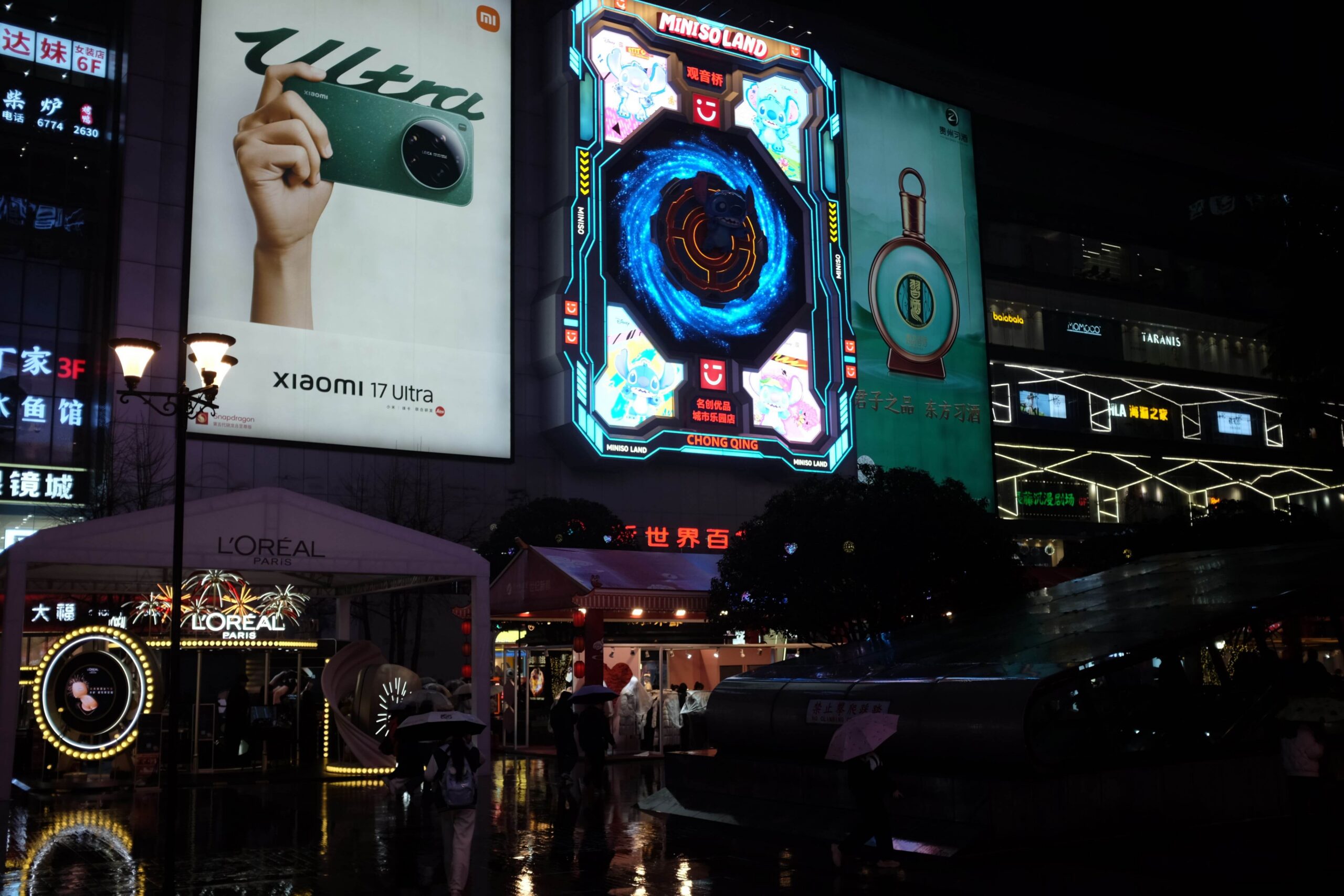 Marketing fundamentals essential to getting marketing results with AI tools.
